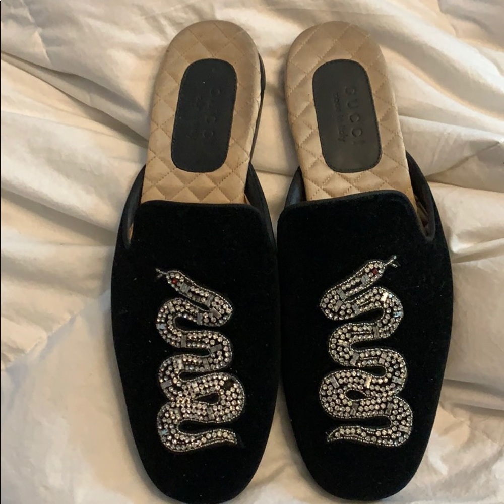 Gucci slippers